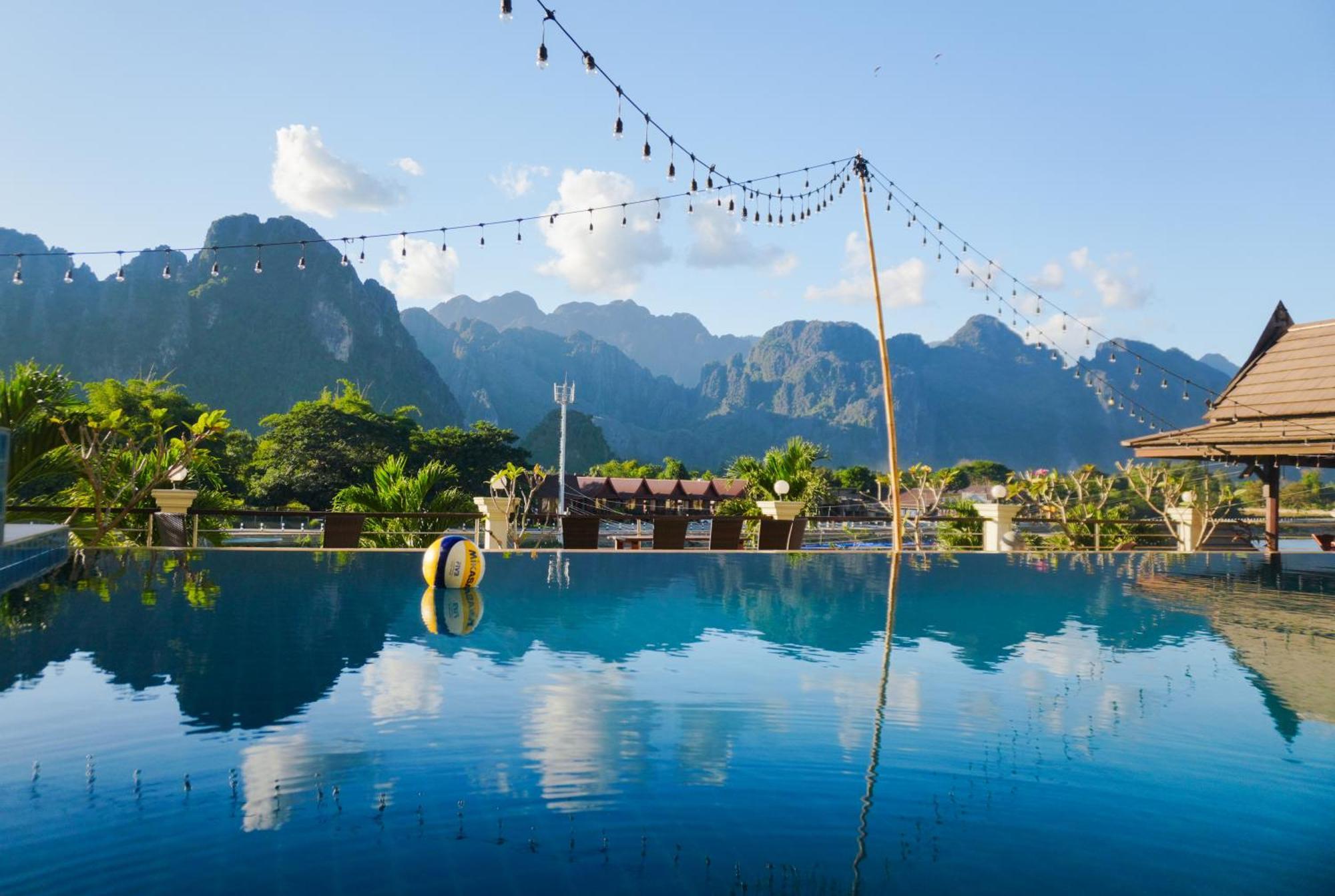 Silver Naga Hotel Vang Vieng Exterior foto